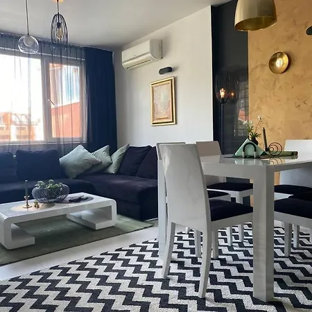 Lovely 1-bedroom With Free Parking Apartment